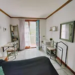 Gurbialde Etxea Bed & Breakfast