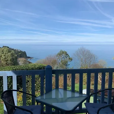 Bed and breakfast Gurbialde Etxea Mutriku