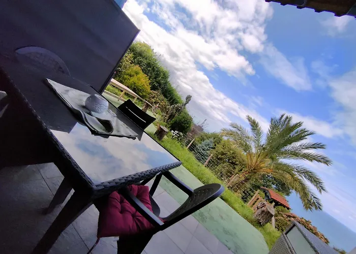 Gurbialde Etxea Bed & Breakfast Mutriku