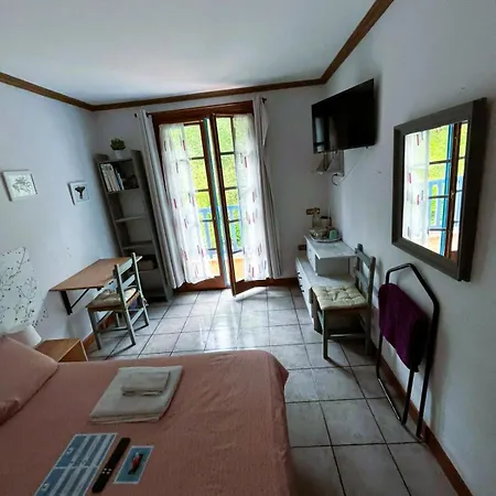 Gurbialde Etxea Mutriku