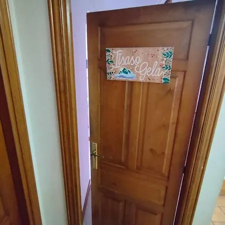 Gurbialde Etxea Oda ve Kahvaltı *