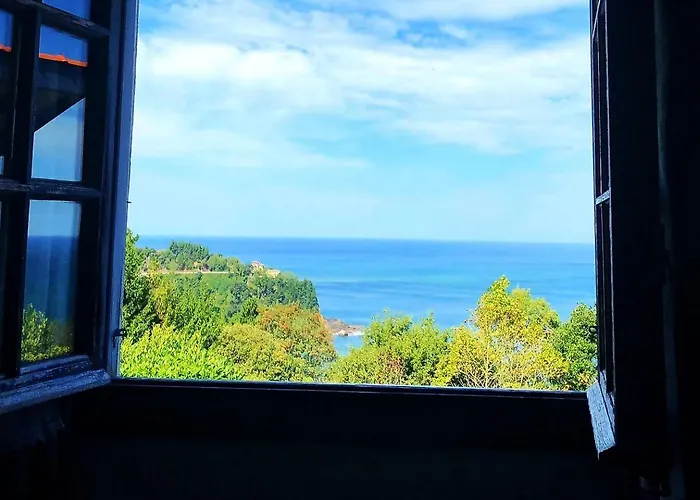 Gurbialde Etxea * Mutriku